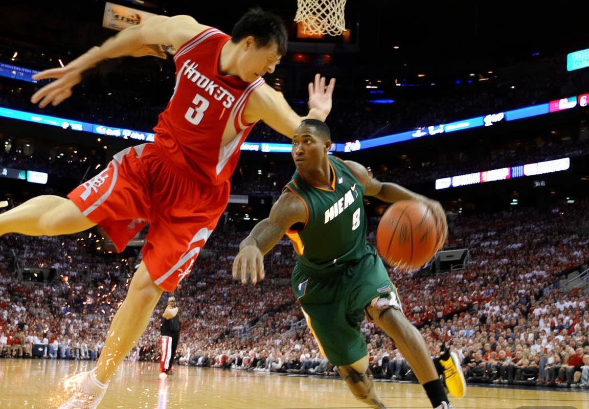 2009年NBA迈阿密热火对休斯顿火箭经典对决：韦德姚明巅峰之战